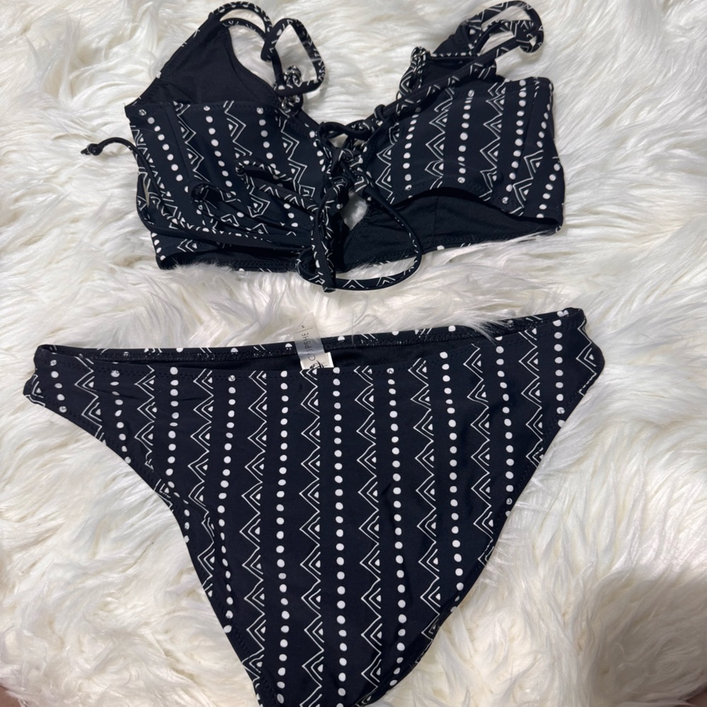 Cupshe black bikini size S - Picture 2 of 4